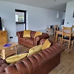 Silver - 2 Chalet